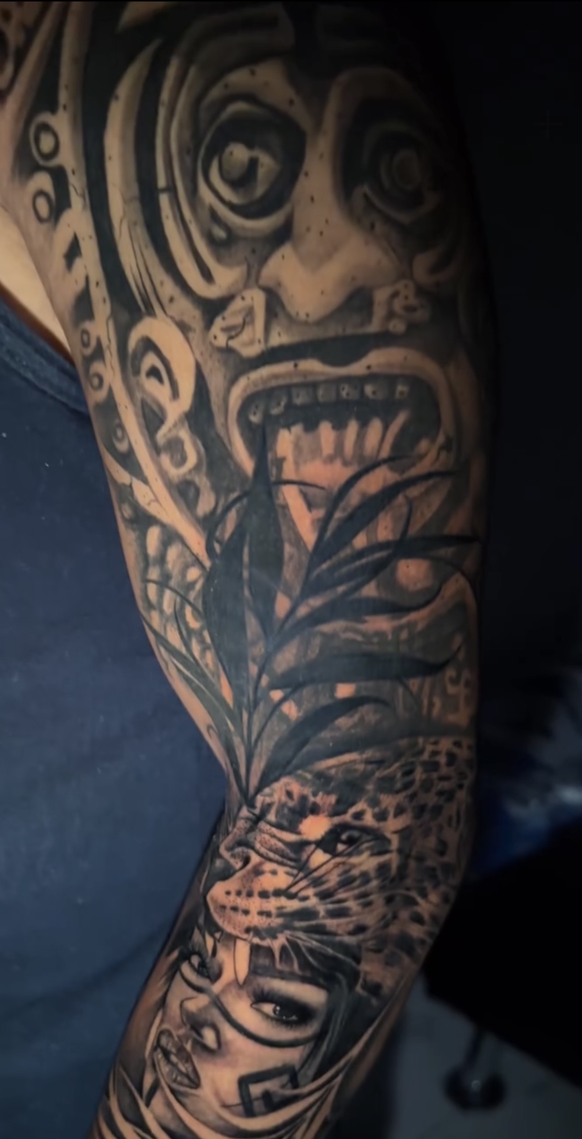Mexica-inspired sleeve